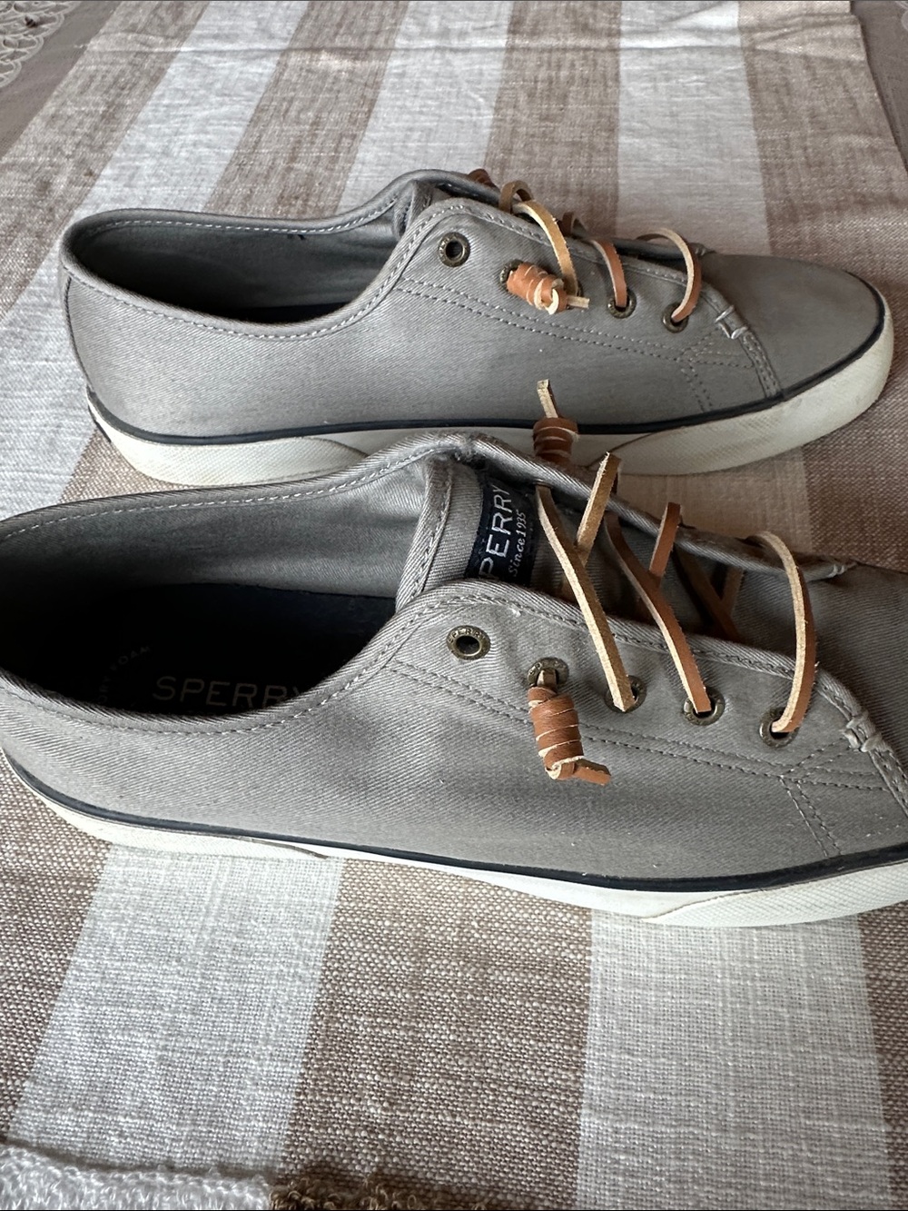 Sperry womens gray Canvas Boat Shoes with Tan Leather Laces size 10 - Picture 6 of 8